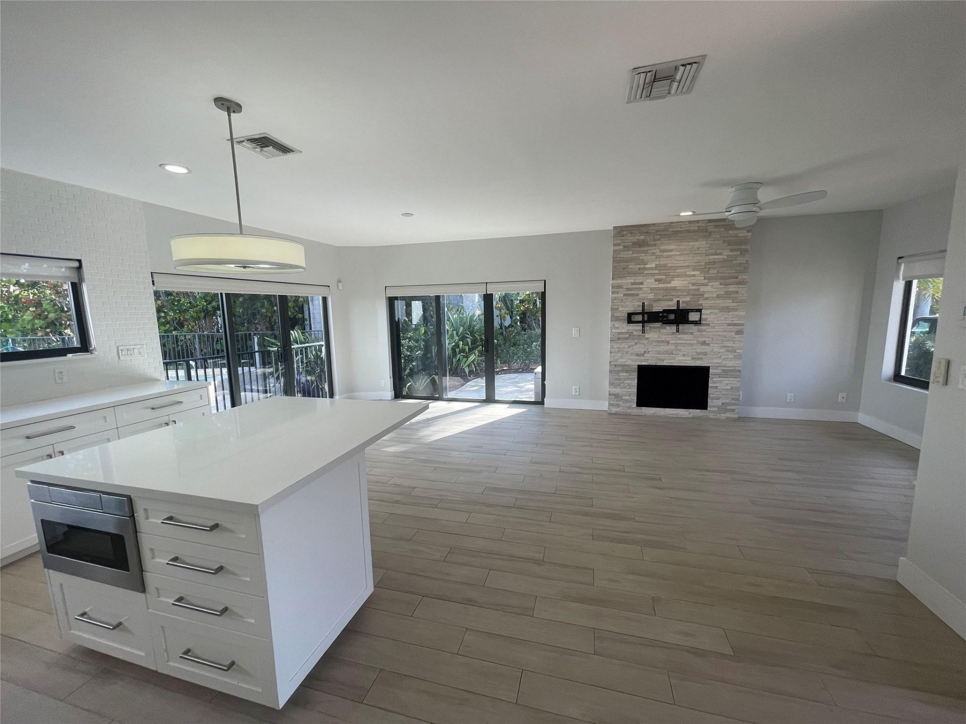 1121 Bel Air Dr, Highland Beach, FL 33487 Photo