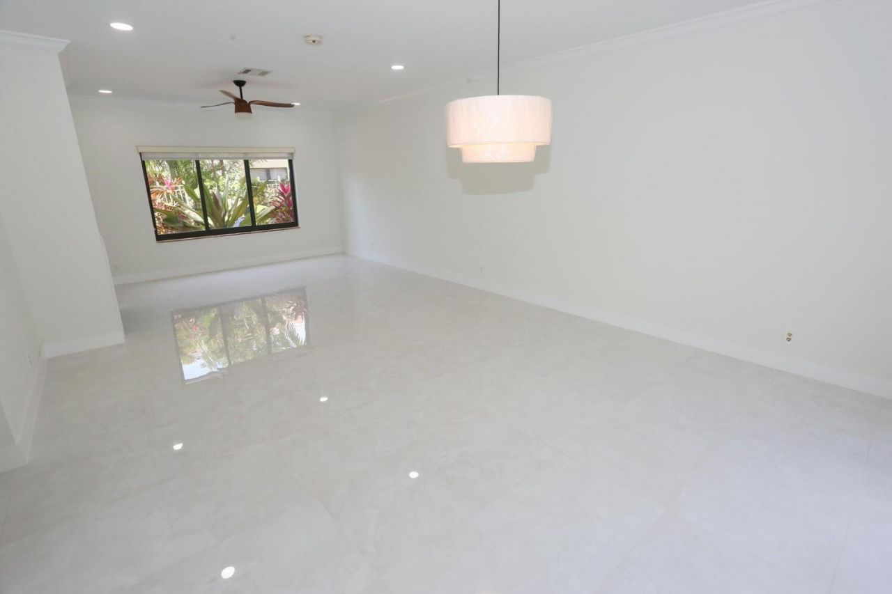 1121 Bel Air Dr, Highland Beach, FL 33487 Photo