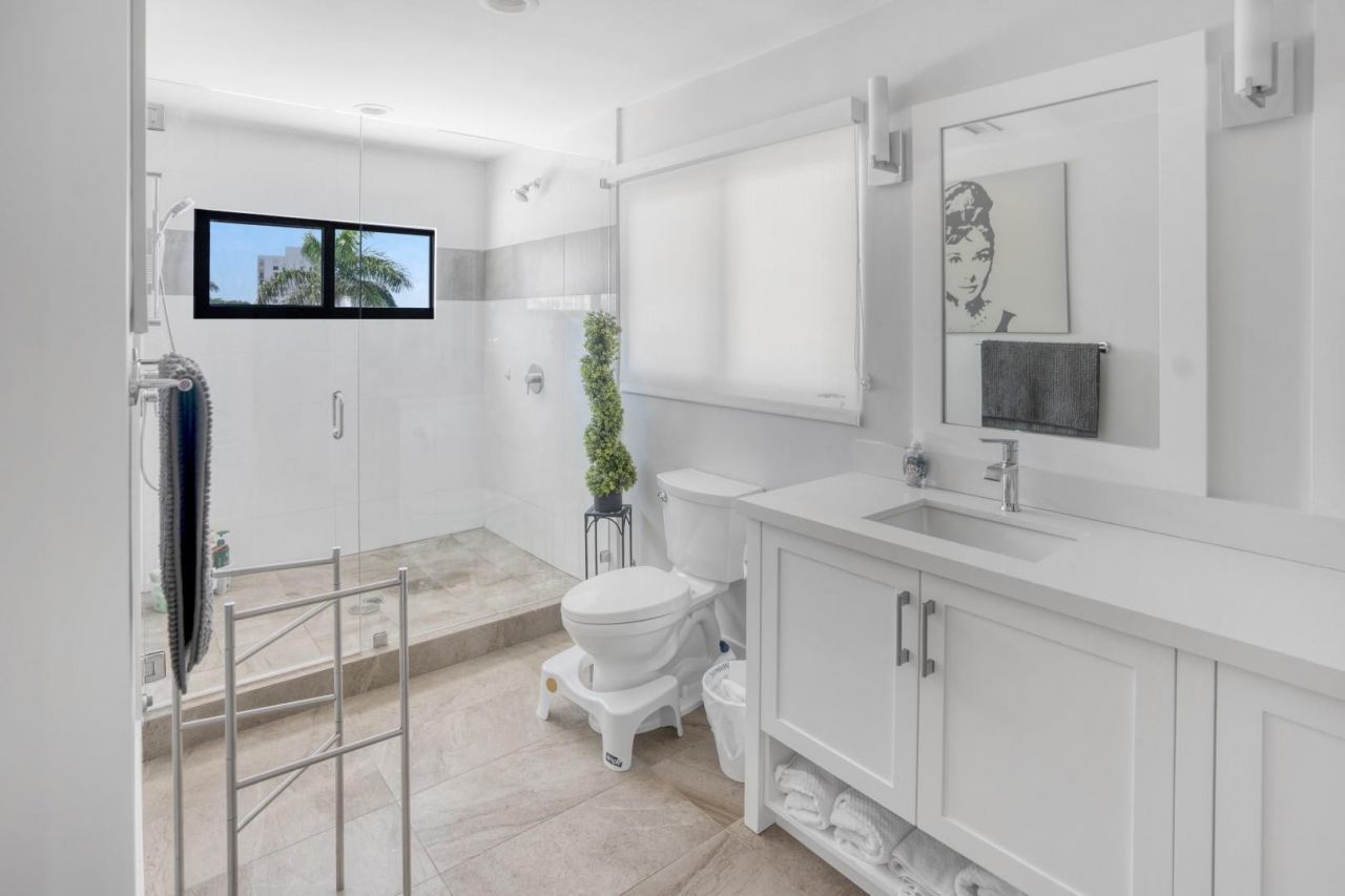 1121 Bel Air Drive, Highland Beach, FL 33487 Photo