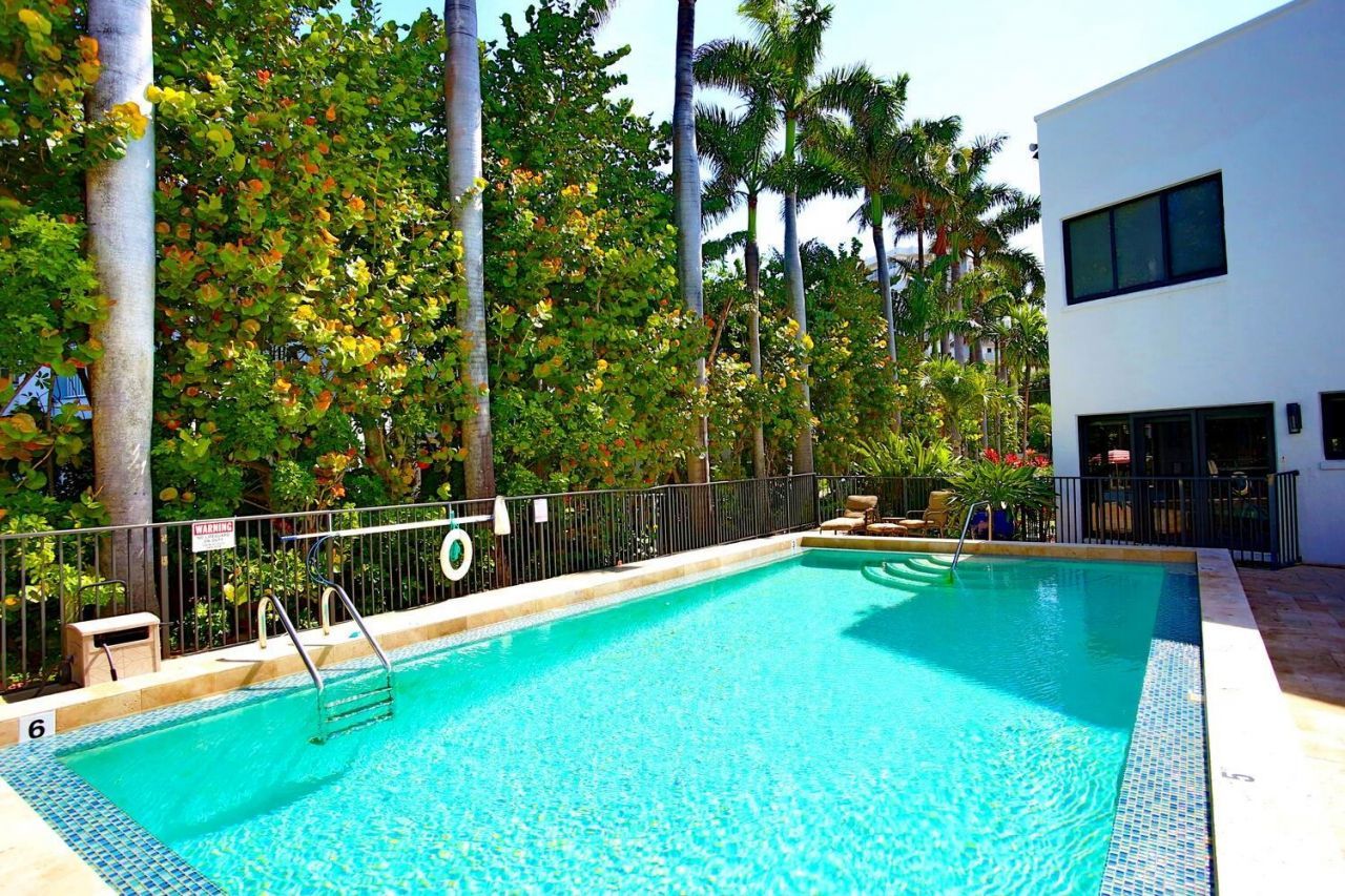 1121 Bel Air Dr, Highland Beach, FL 33487 Photo