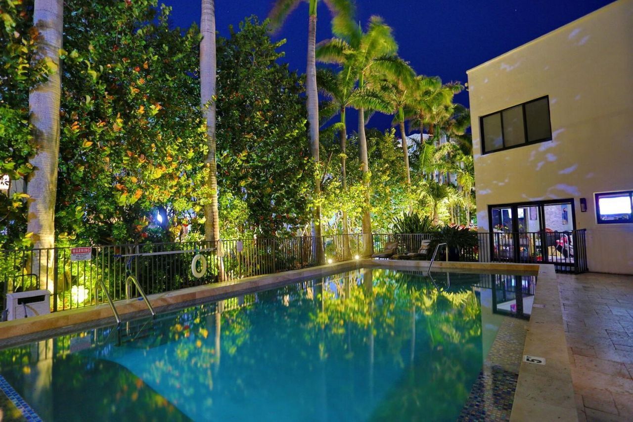 1121 Bel Air Drive, Highland Beach, FL 33487 Photo