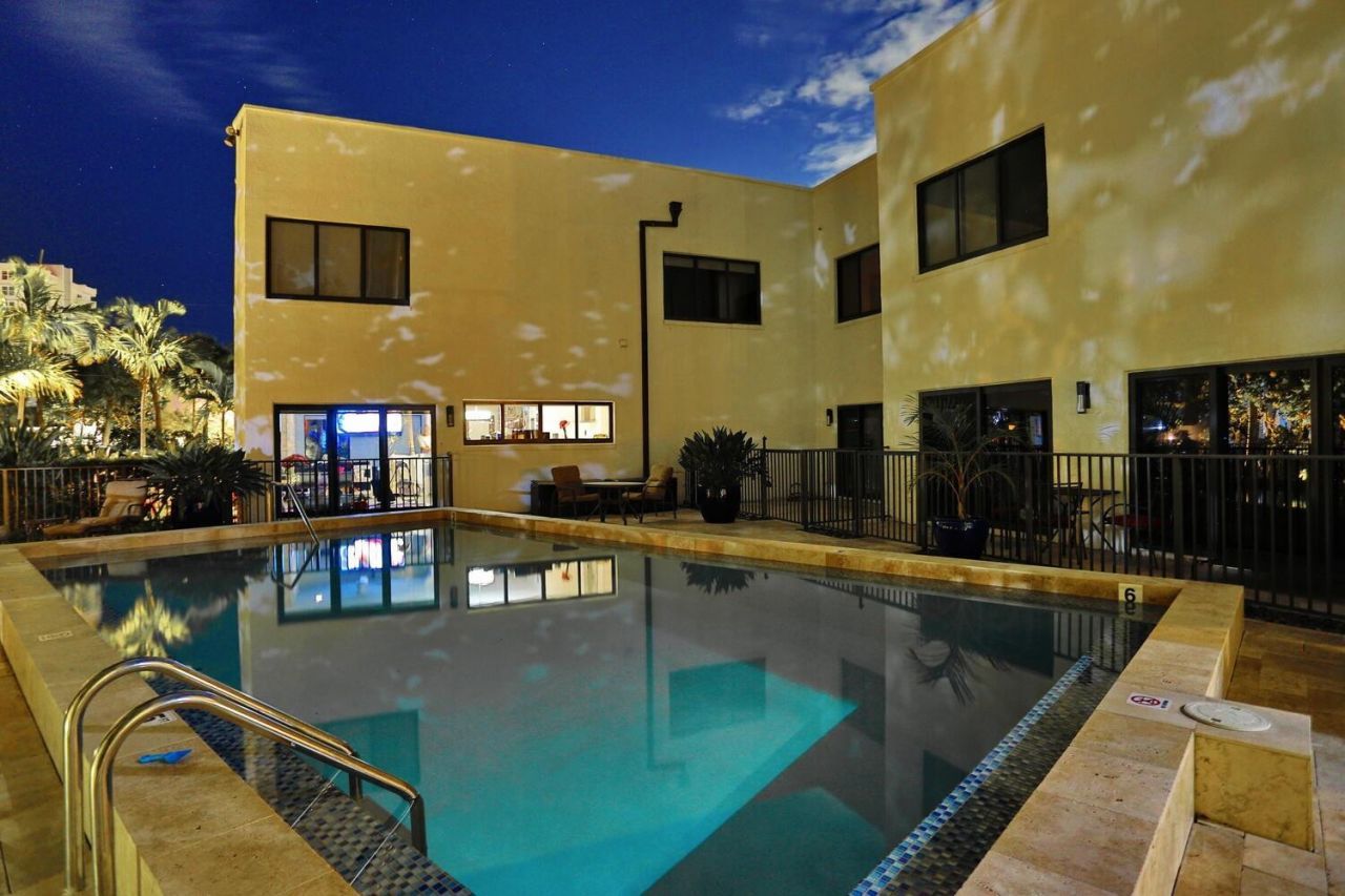 1121 Bel Air Drive, Highland Beach, FL 33487 Photo