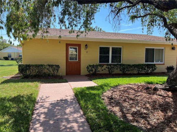 401 DORCHESTER PLACE, Unit 62, SUN CITY CENTER, FL 33573