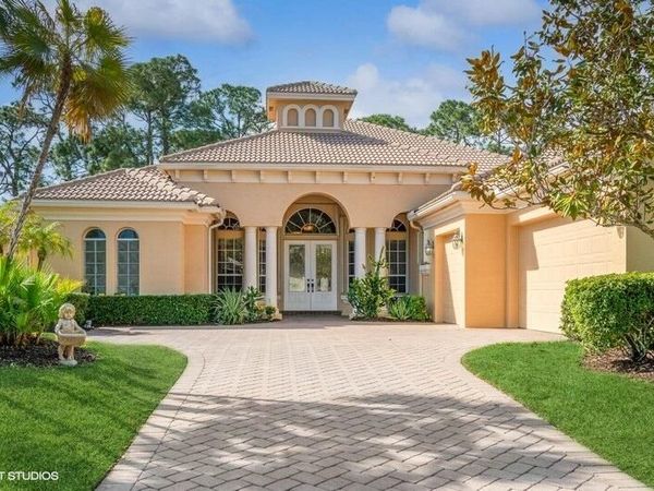 8825 Bally Bunion Road, Port Saint Lucie, FL 34986