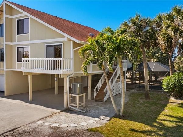 996 Greenwood CT N, SANIBEL, FL 33957