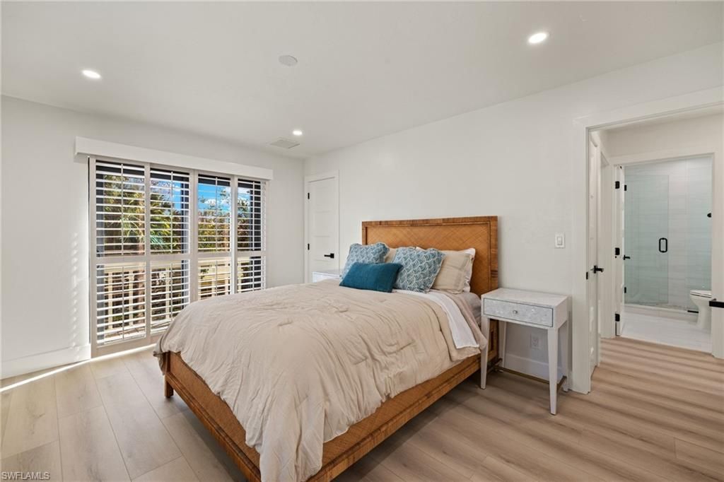 996 Greenwood Ct N, Sanibel, FL 33957 Photo