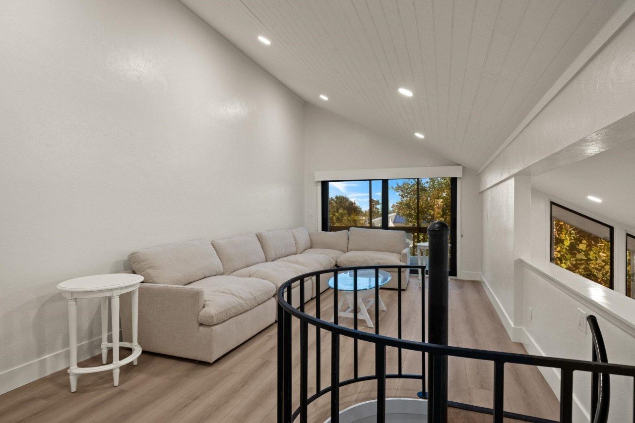 996 Greenwood Ct N, Sanibel, FL 33957 Photo