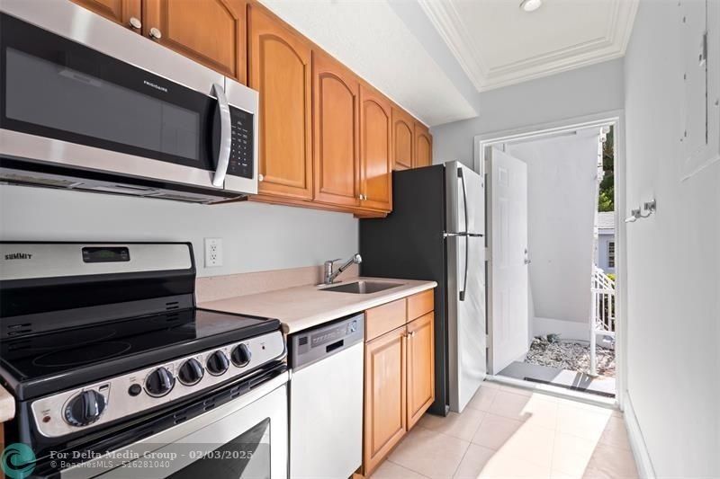 9930 Collins Avenue, Unit 12, Bal Harbour, FL 33154 Photo