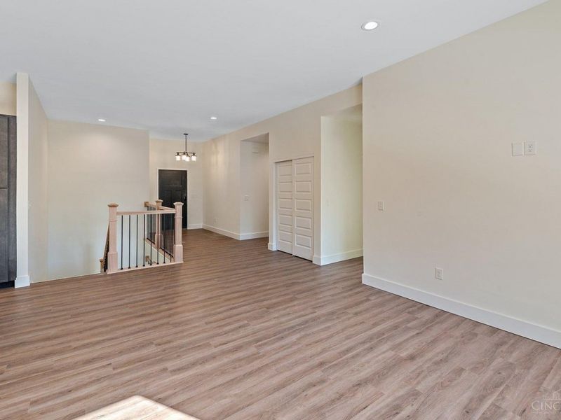 1413 Waycross Road, Forest Park, OH 45240 Photo 12