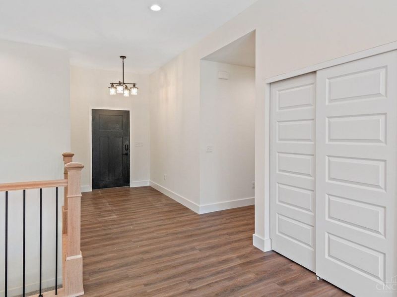 1413 Waycross Road, Forest Park, OH 45240 Photo 3