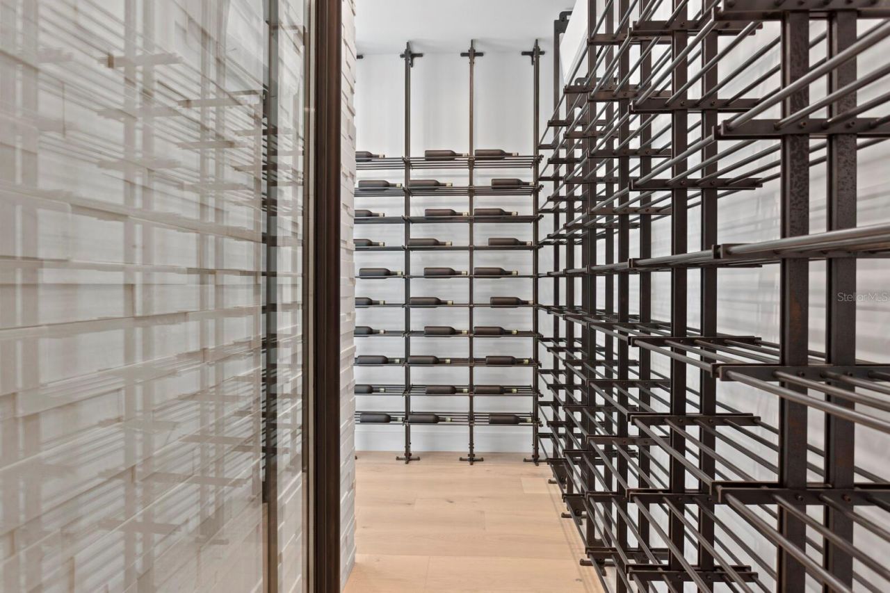 2081 Michigan Avenue Ne, Saint Petersburg, FL 33703 Photo