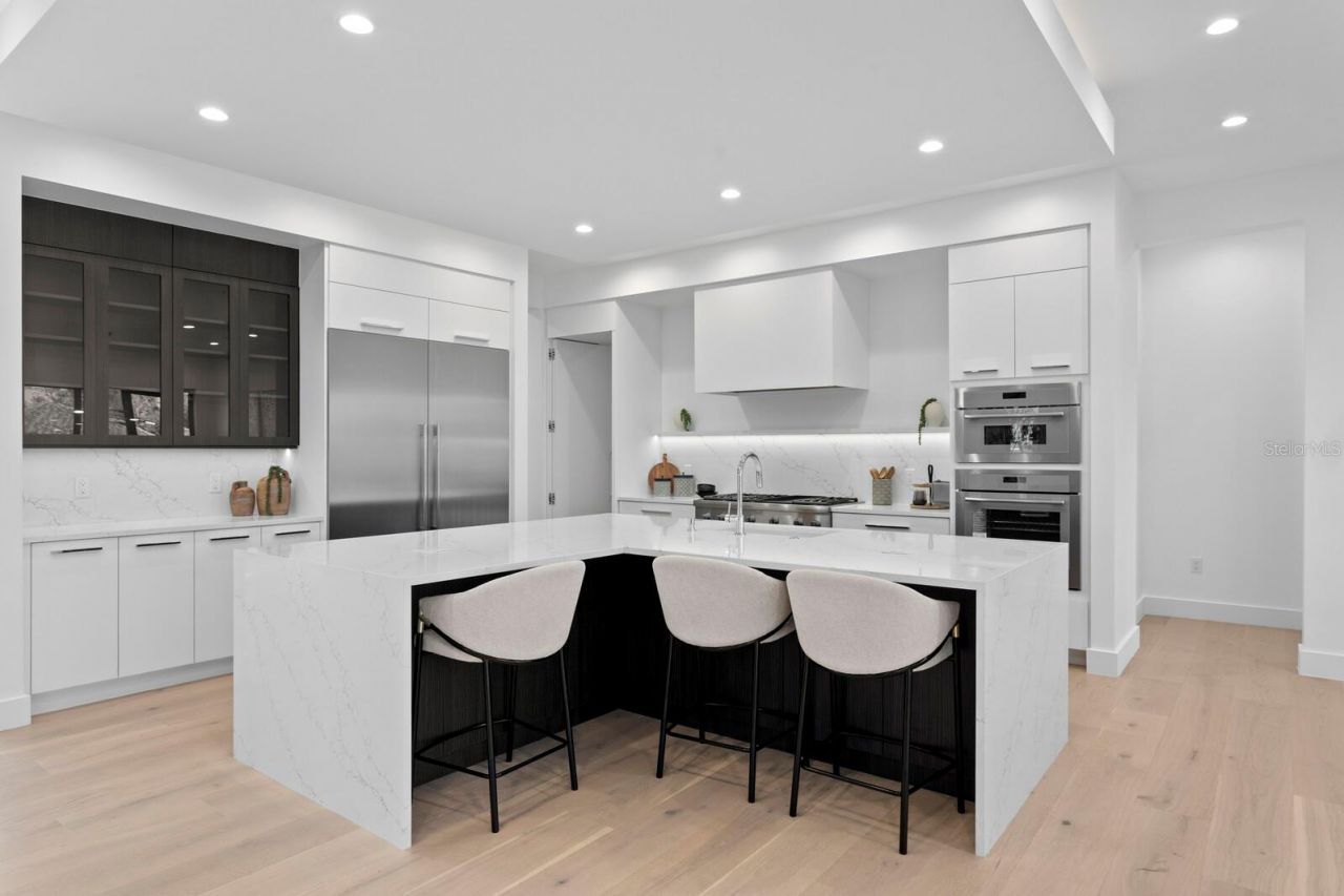 2081 Michigan Avenue Ne, Saint Petersburg, FL 33703 Photo