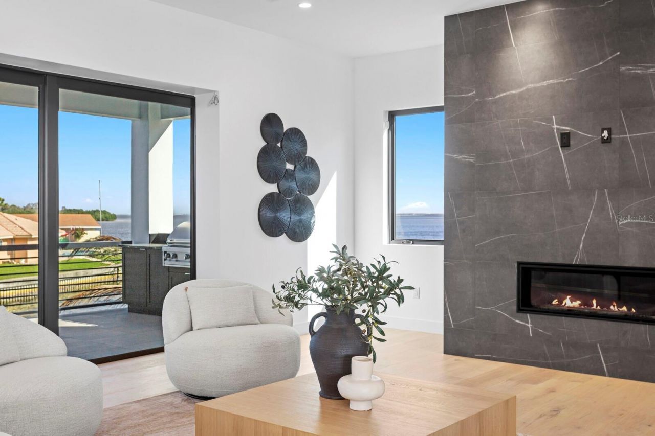 2081 Michigan Avenue Ne, Saint Petersburg, FL 33703 Photo