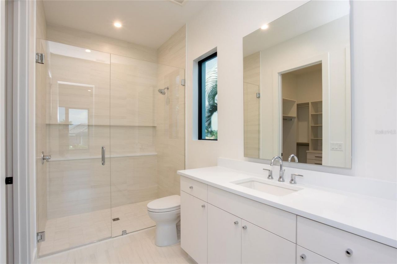 2081 Michigan Avenue Ne, Saint Petersburg, FL 33703 Photo