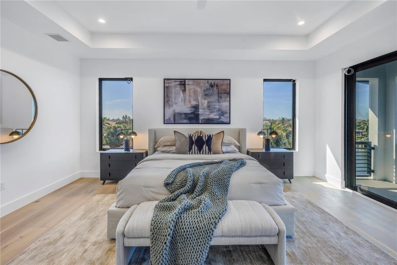 2081 Michigan Avenue Ne, Saint Petersburg, FL 33703 Photo