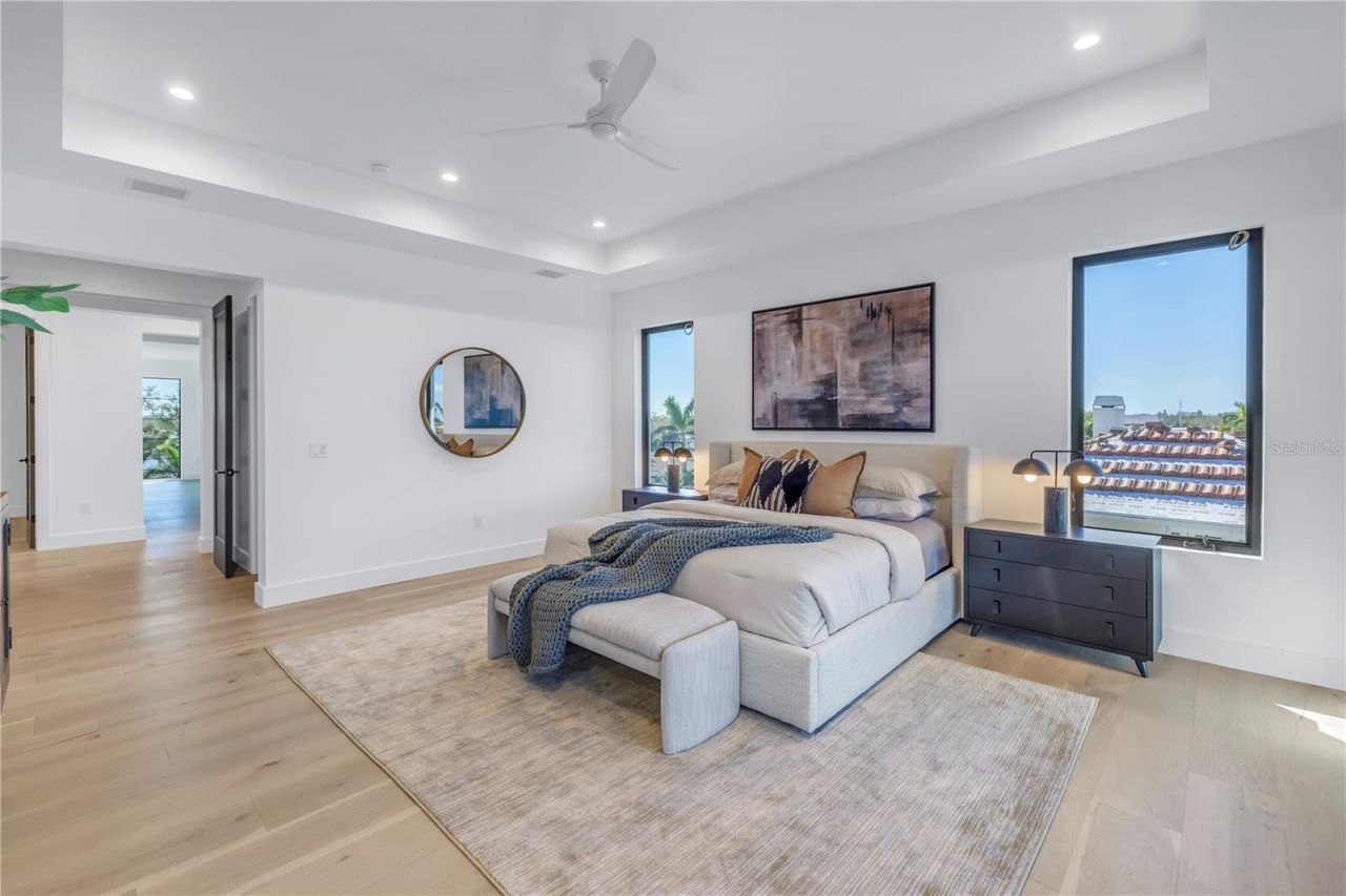 2081 Michigan Avenue Ne, Saint Petersburg, FL 33703 Photo