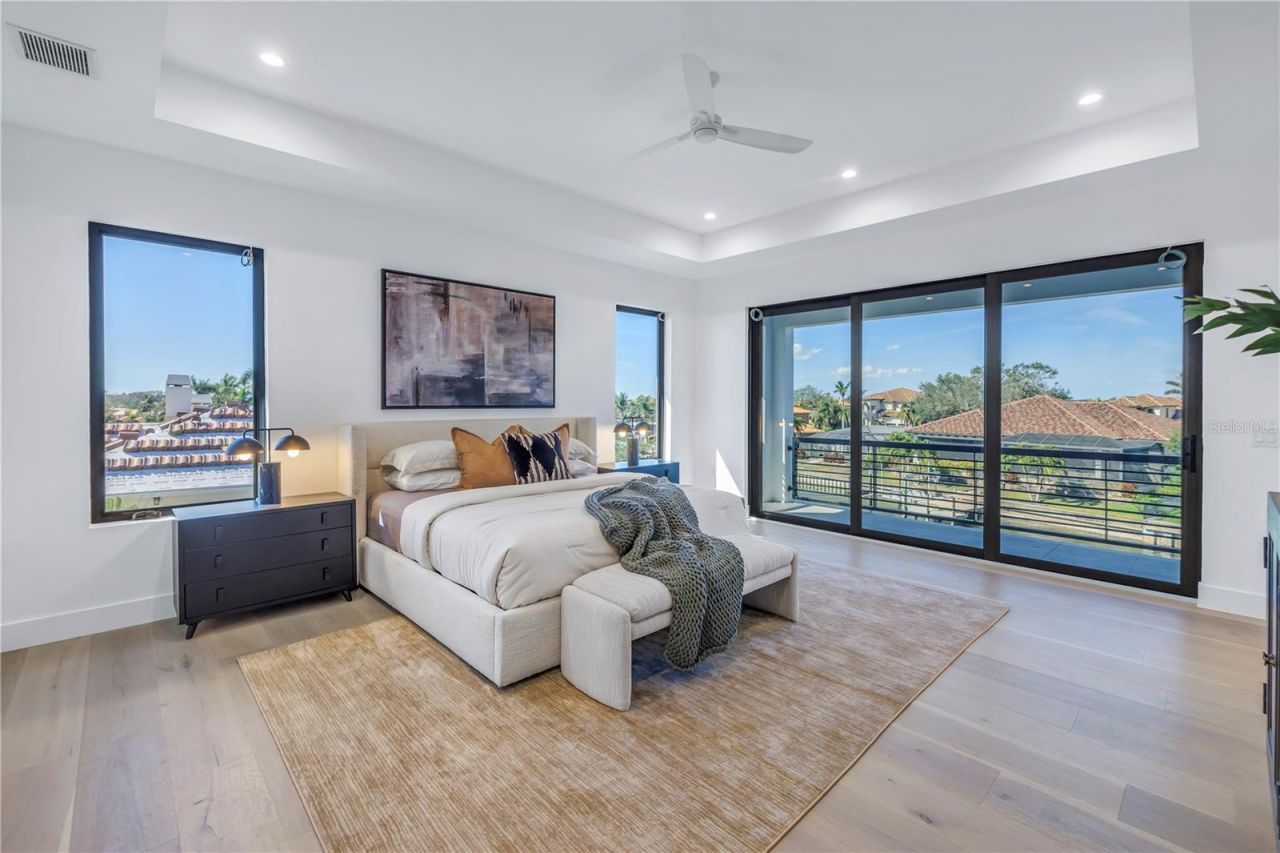 2081 Michigan Avenue Ne, Saint Petersburg, FL 33703 Photo