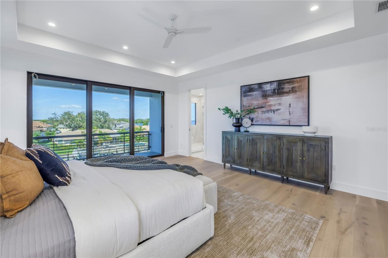 2081 Michigan Avenue Ne, Saint Petersburg, FL 33703 Photo