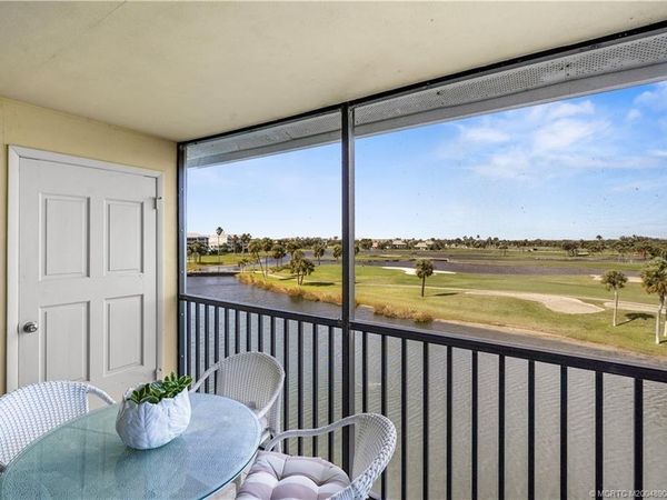 40 NE Plantation Road, Unit 415, Stuart, FL 34996