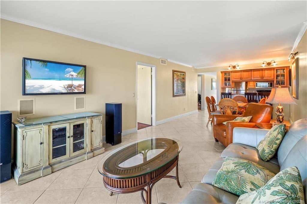 40 NE Plantation Road, Unit 415, Stuart, FL 34996 Photo