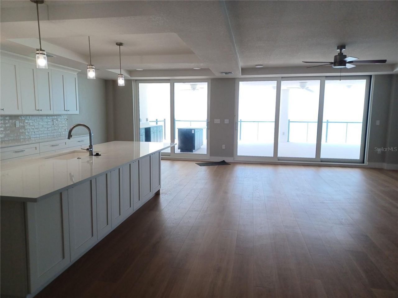 14048 Gulf Boulevard, Unit 401, Madeira Beach, FL 33708 Photo