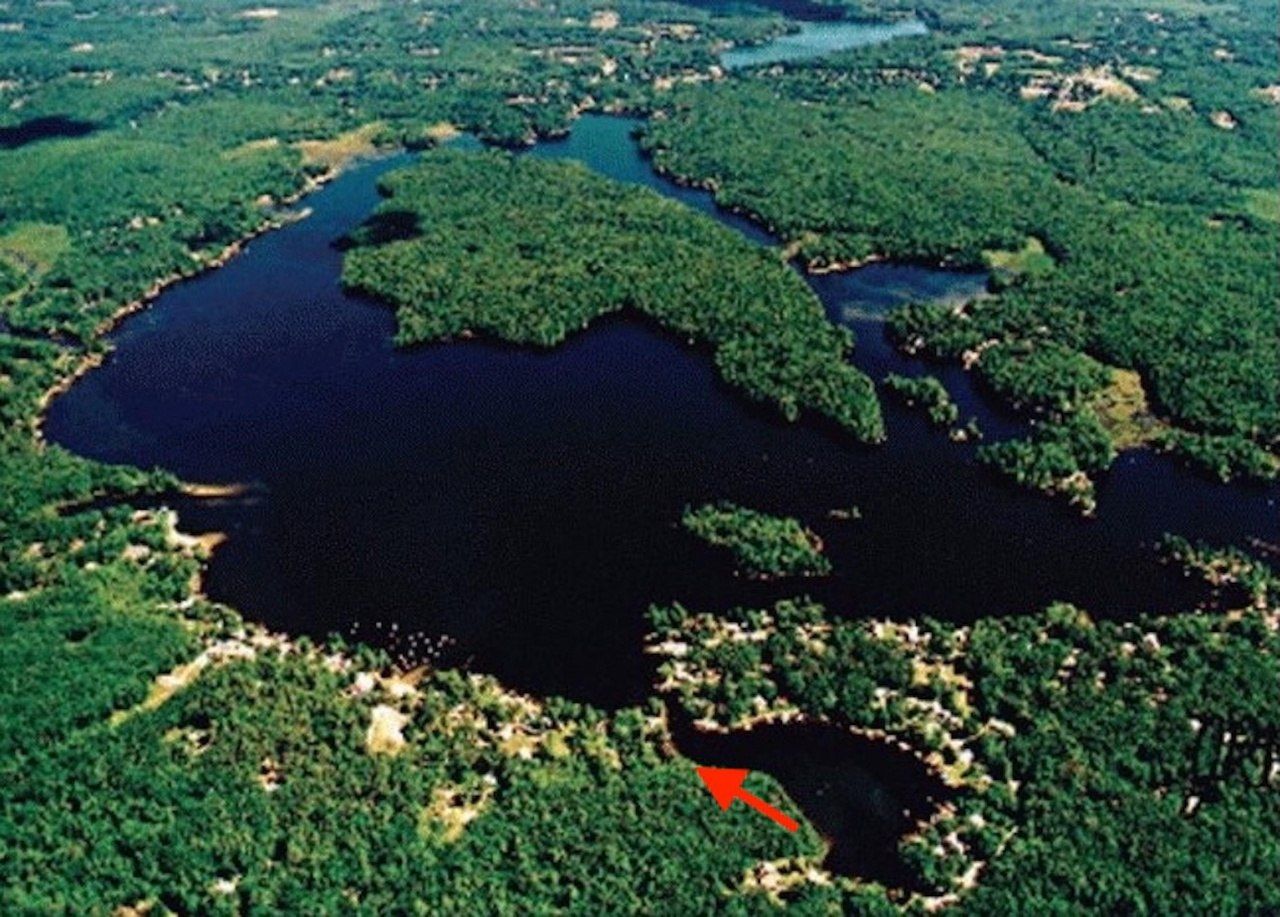 19 Whitneys Grove Road, Derry, NH 03038 Main Photo