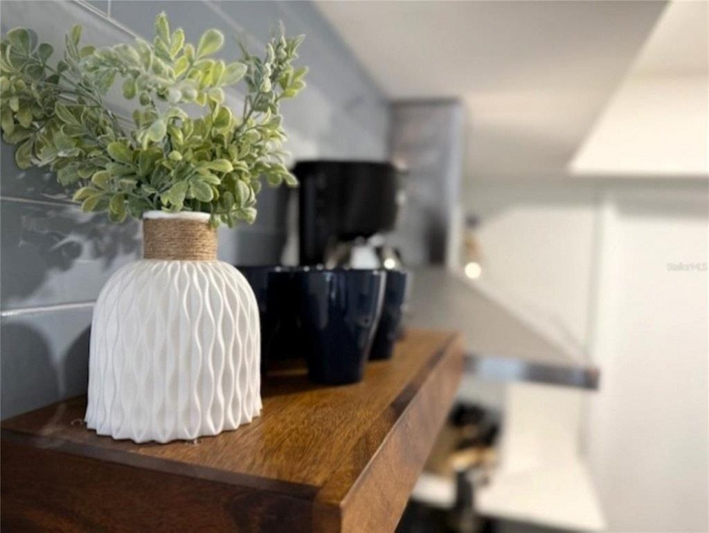 3806 Gulf Of Mexico Drive, Unit C305, Longboat Key, FL 34228 Photo