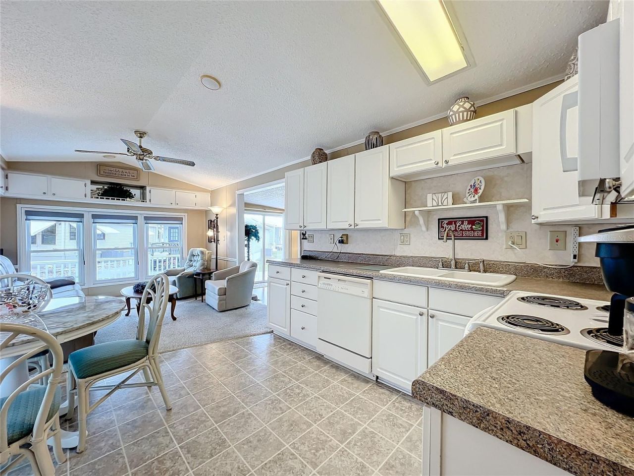 3333 26th Avenue E, Unit 1120, Bradenton, FL 34208 Photo