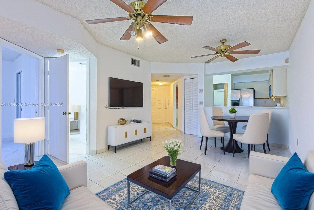 15545 N Miami Lakeway N, Unit 103, Miami Lakes, FL 33014 Photo