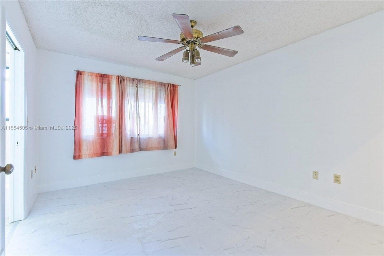 15545 N Miami Lakeway N, Unit 103, Miami Lakes, FL 33014 Photo