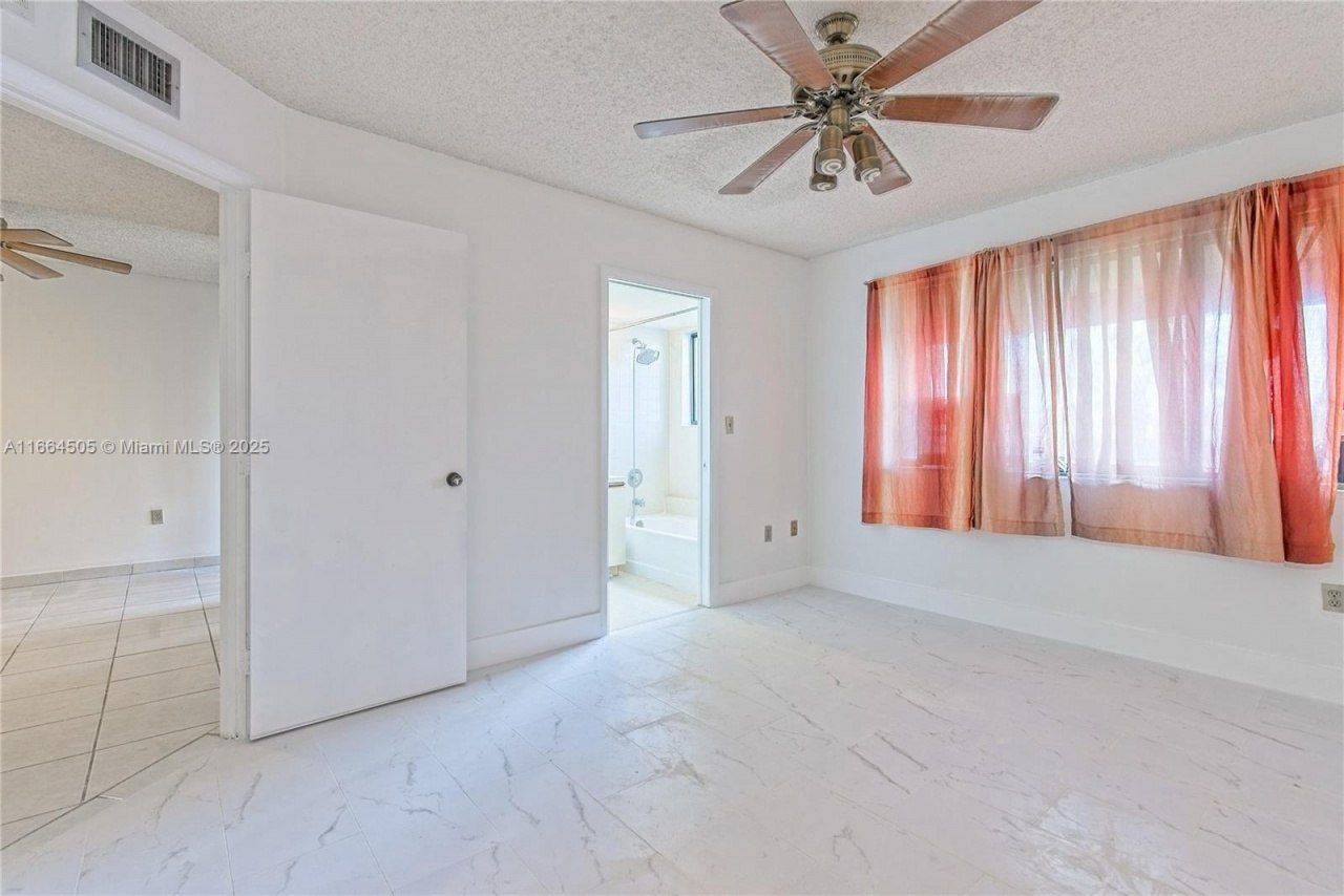 15545 N Miami Lakeway N, Unit 103, Miami Lakes, FL 33014 Photo