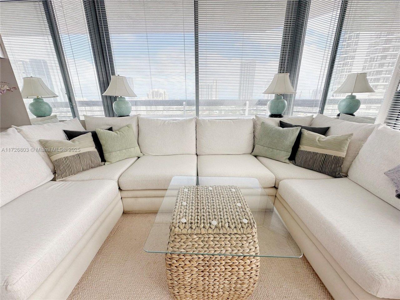 19101 NE 36th Ct, Unit 2112, Aventura, FL 33180 Photo