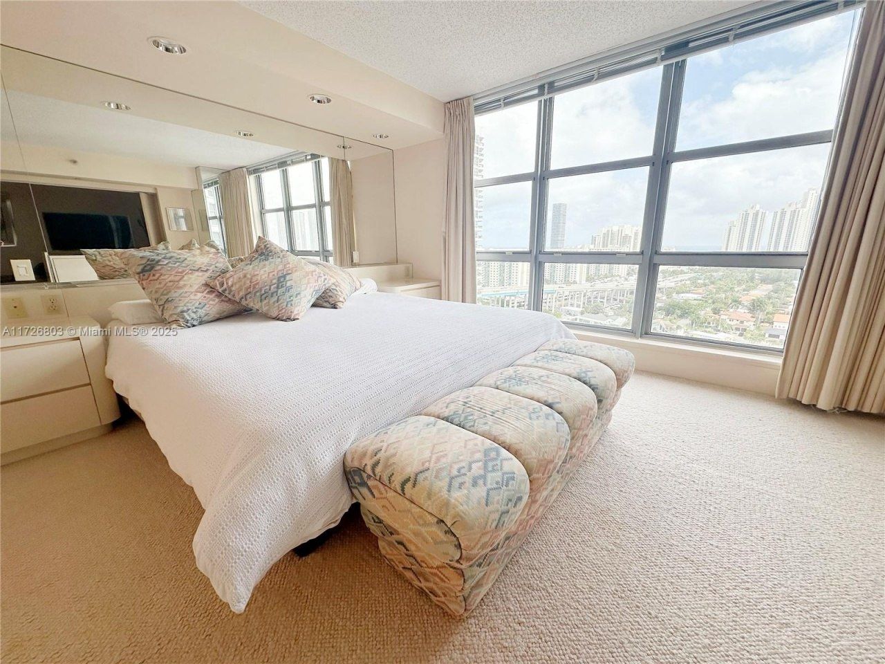 19101 NE 36th Ct, Unit 2112, Aventura, FL 33180 Photo