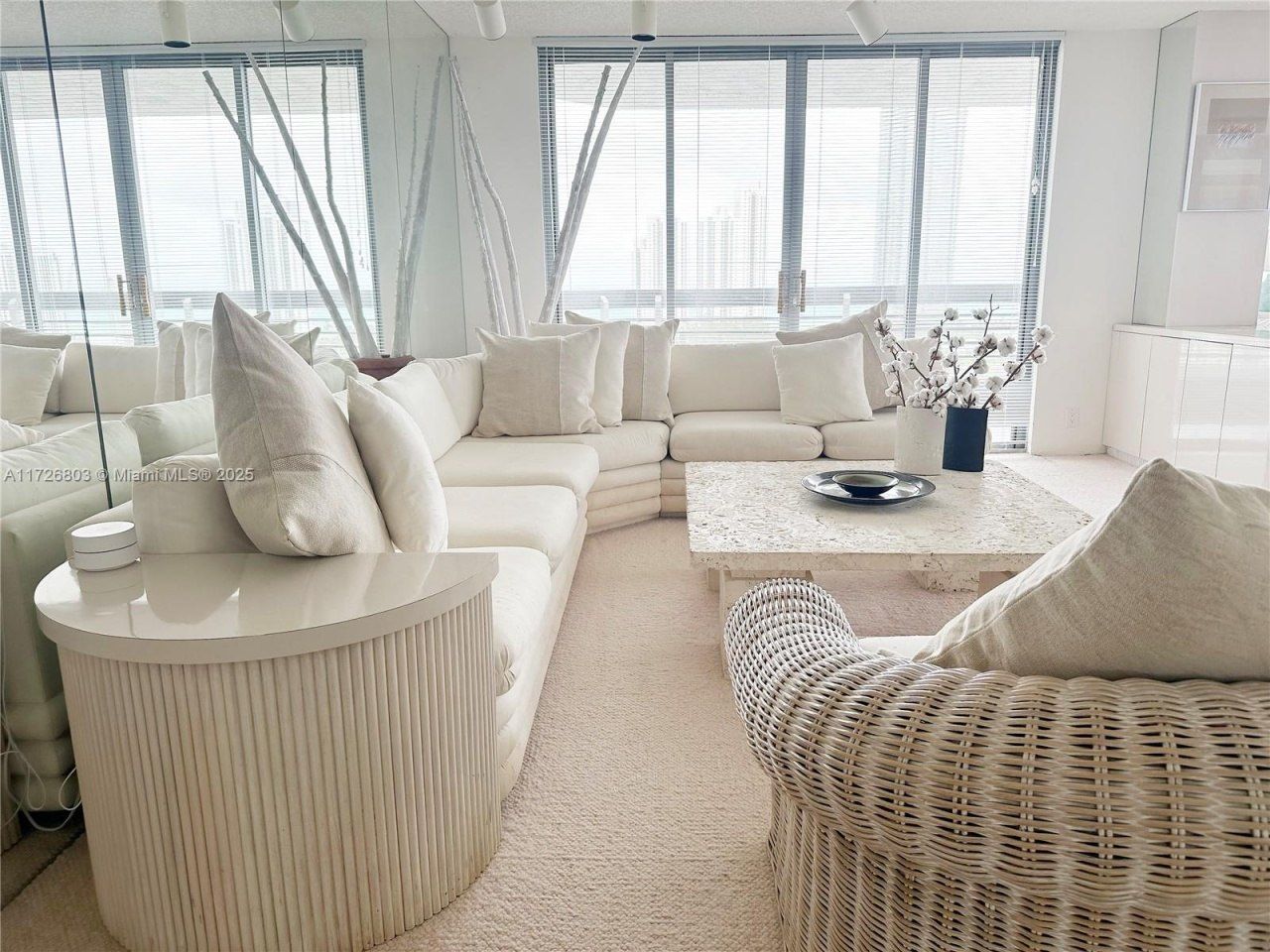 19101 NE 36th Ct, Unit 2112, Aventura, FL 33180 Photo