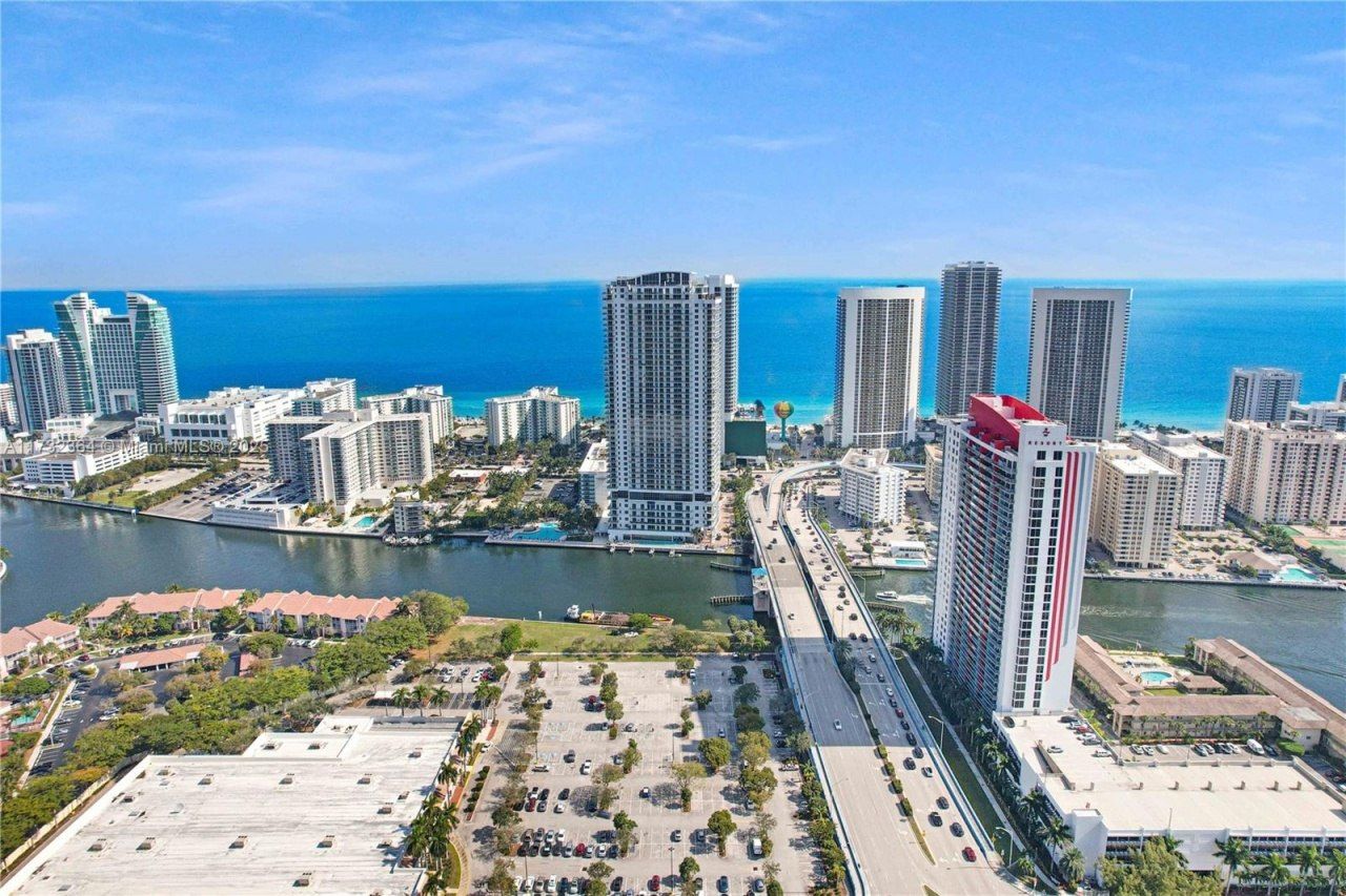 4010 S Ocean Dr, Unit R2604, Hollywood, FL 33019 Photo