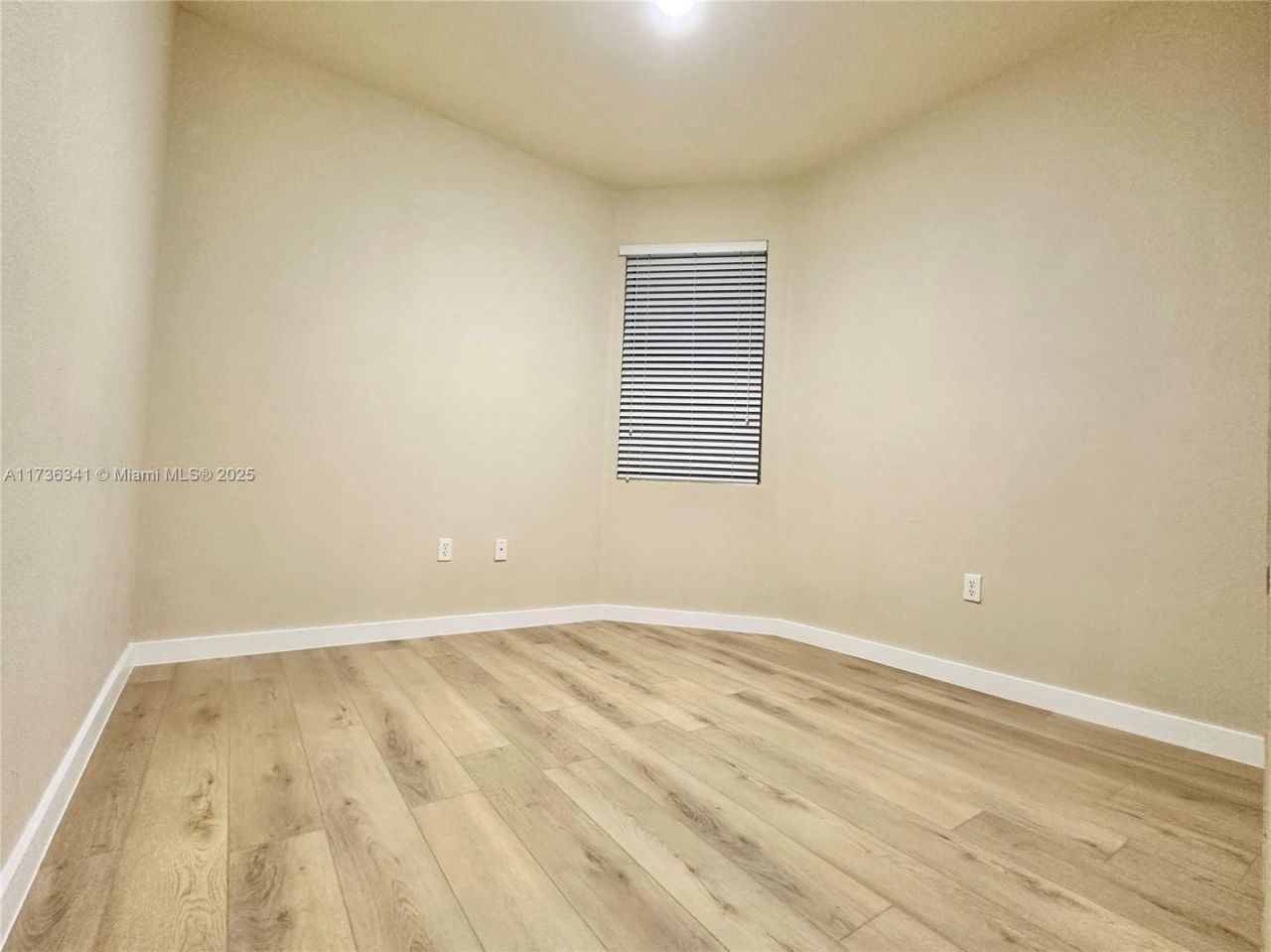 11403 NW 89th St, Unit 219, Doral, FL 33178 Photo