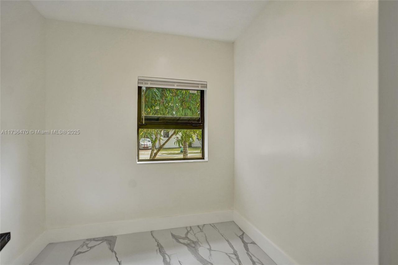 237 NE 110th Ter, Miami, FL 33161 Photo