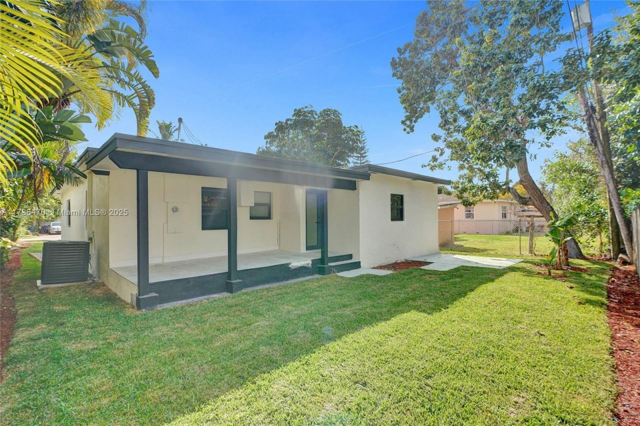 237 NE 110th Ter, Miami, FL 33161 Photo