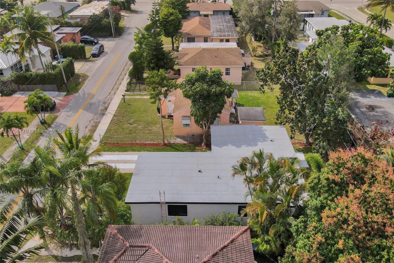 237 NE 110th Ter, Miami, FL 33161 Photo