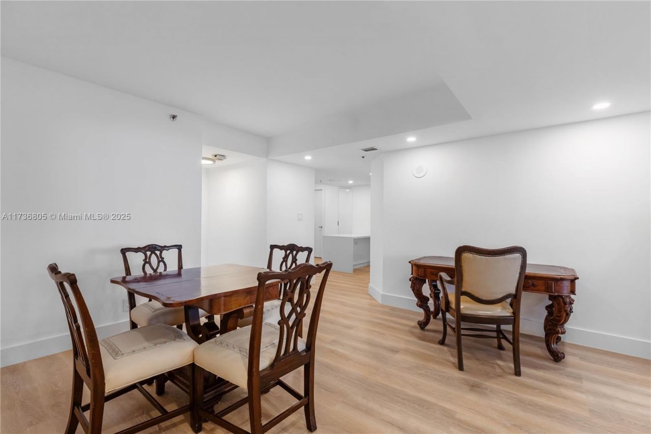 1717 N Bayshore Dr, Unit A-1231, Miami, FL 33132 Photo