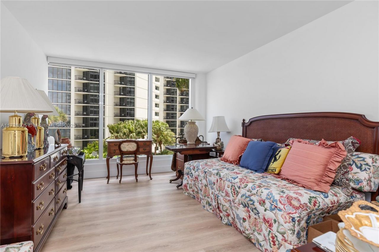 1717 N Bayshore Dr, Unit A-1231, Miami, FL 33132 Photo