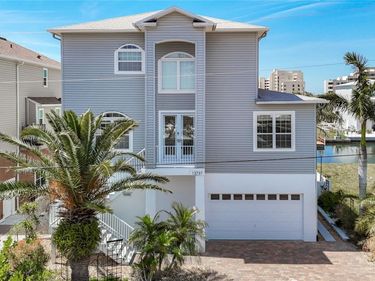 13737 VICTOR AVENUE, HUDSON, FL 34667