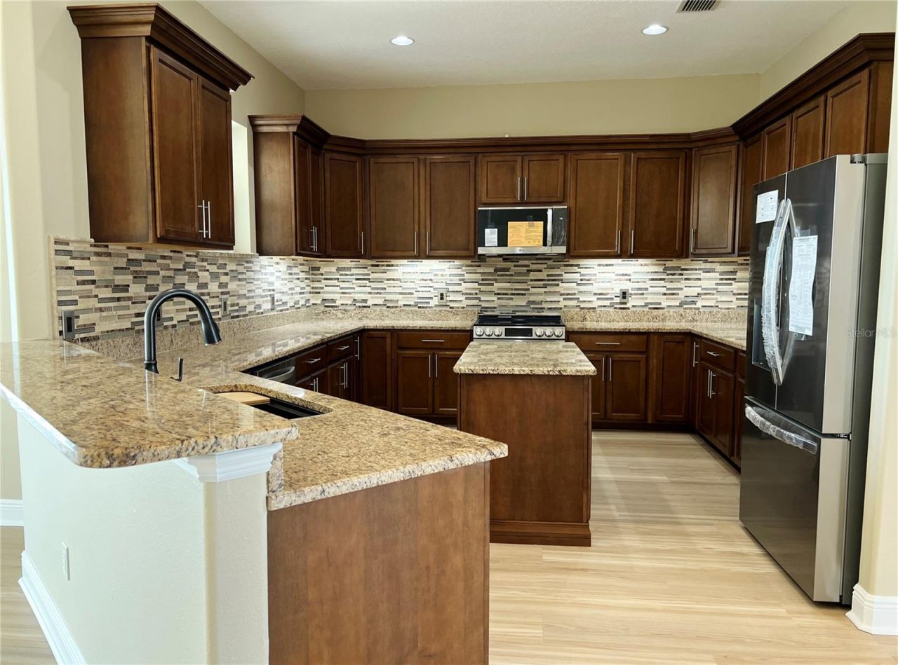 13737 Victor Avenue, Hudson, FL 34667 Photo