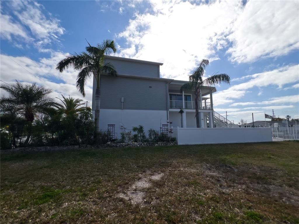 13737 Victor Avenue, Hudson, FL 34667 Photo