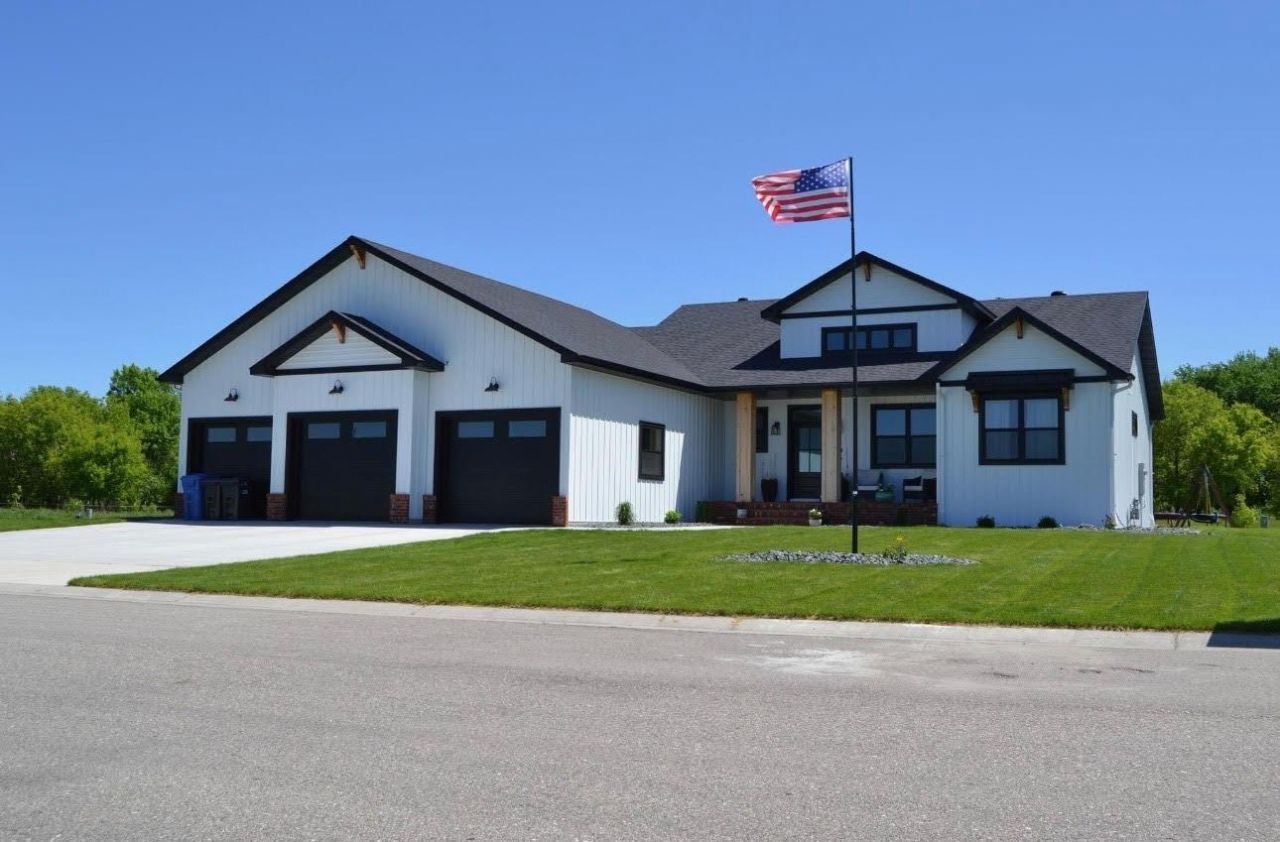 106 19th Street Ne, Barnesville, MN 56514 Main Photo