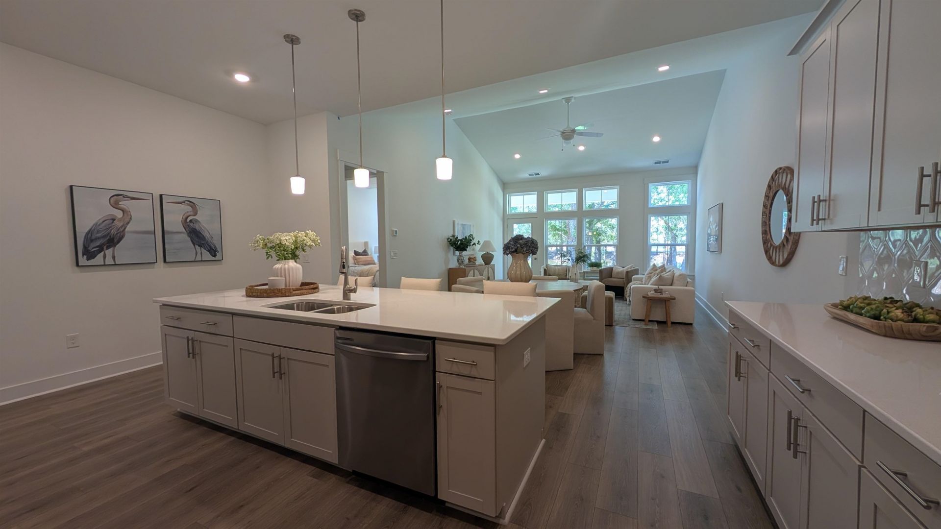 898 Foxtail Dr. Photo 14