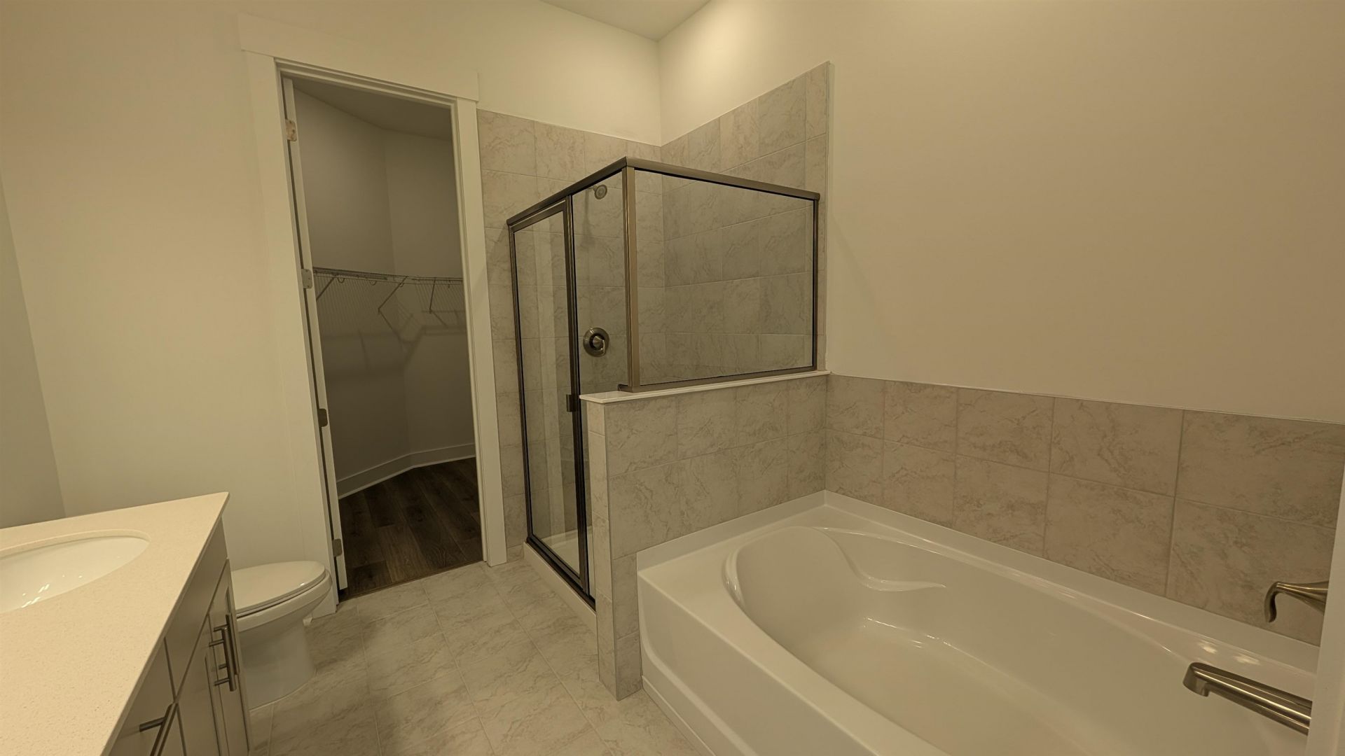 898 Foxtail Dr. Photo 25