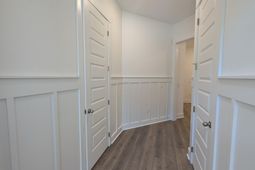 898 Foxtail Dr. photo 4