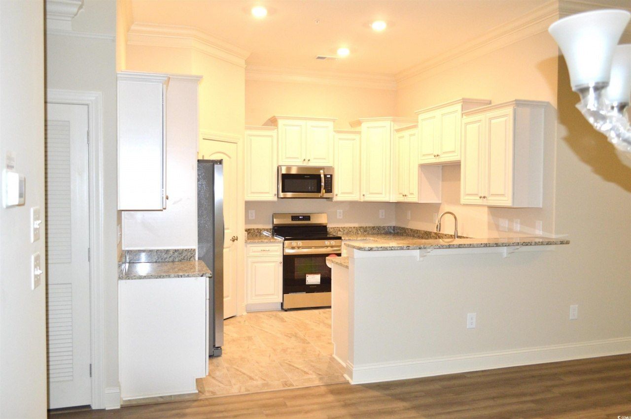 81 Delray Dr. Photo 7