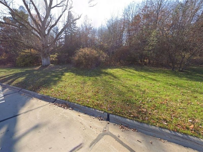 721 S Cleveland Massillon Road, Fairlawn, OH 44333 Photo 2